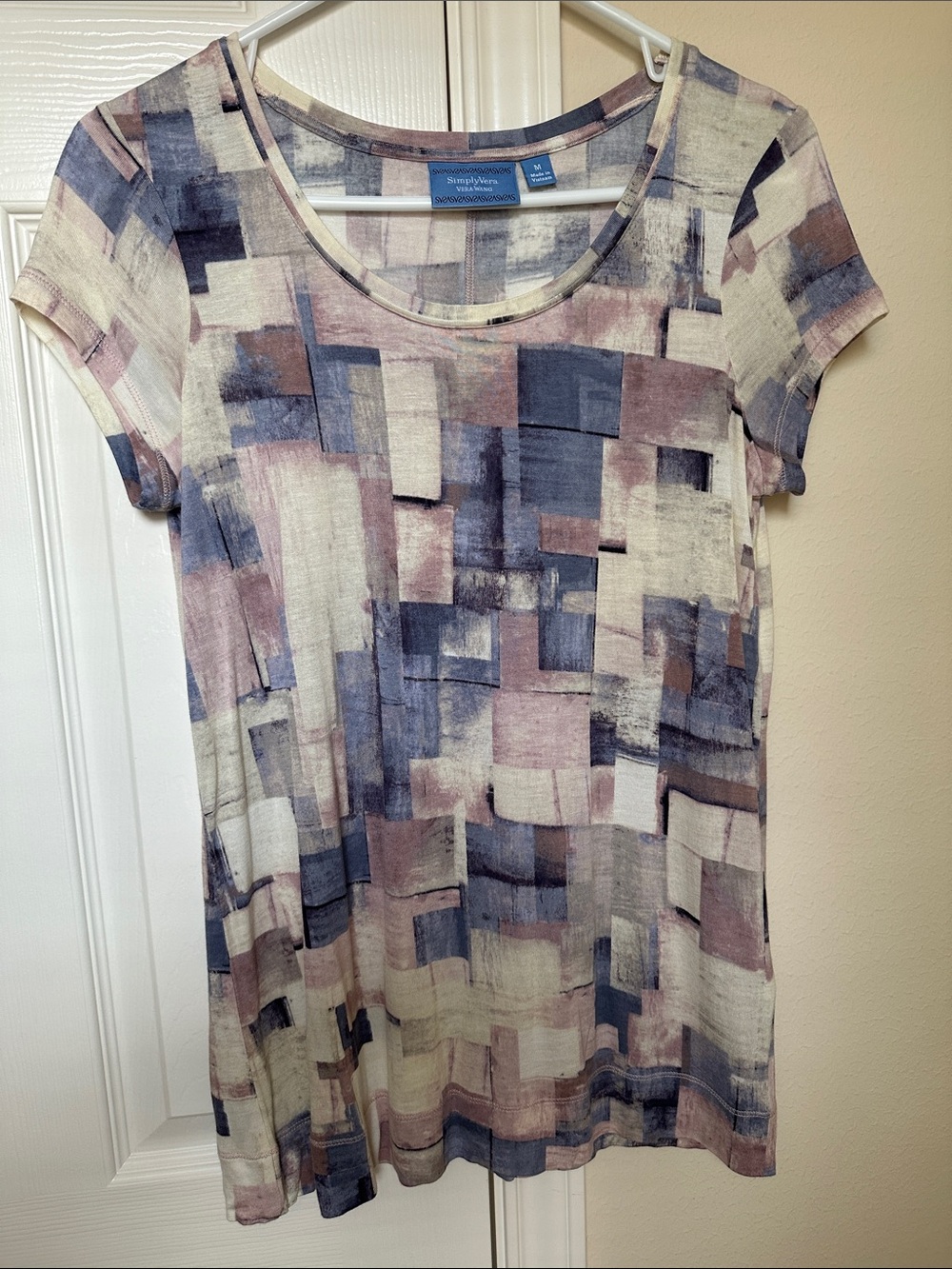 Simply Vera Vera Wang Scoop Neck Short Sleeve Top in Blue, Pink & Cream